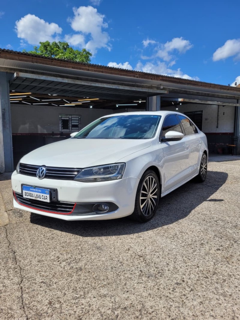 jetta 2.0 tsi dsg highline 200cv gasolina 4p automatico 2013 caxias do sul