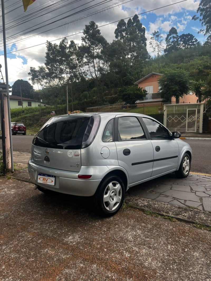 CORSA 1.4 MPFI MAXX 8V FLEX 4P MANUAL - 2010 - CARLOS BARBOSA