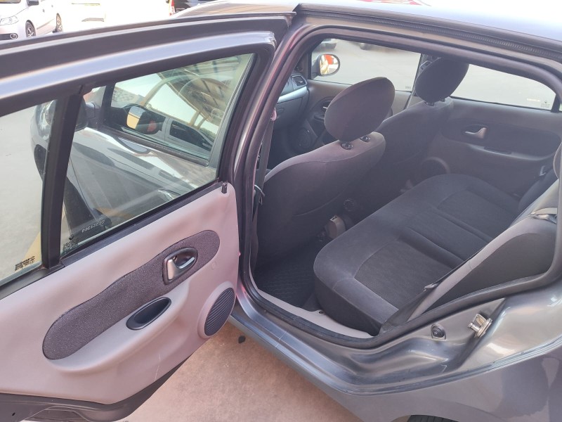 SYMBOL 1.6 PRIVILÈGE 16V FLEX 4P MANUAL - 2013 - FARROUPILHA