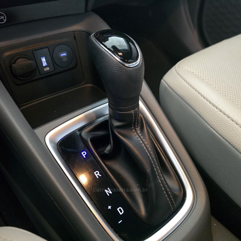 HB20S 1.0 PLATINUM 12V TURBO FLEX 4P AUTOMÀTICO - 2025 - SANTA CRUZ DO SUL