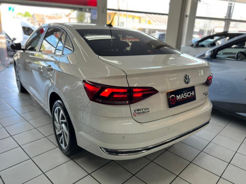 VIRTUS 1.0 200 TSI HIGHLINE AUTOMÁTICO - 2020 - CAXIAS DO SUL