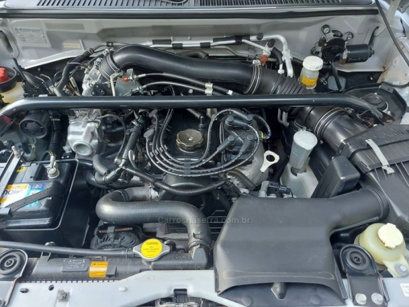 PAJERO TR4 2.0 4X4 16V 140CV FLEX 4P AUTOMÁTICO - 2013 - NOVO HAMBURGO