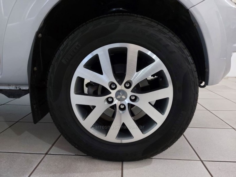 PAJERO TR4 2.0 4X4 16V 140CV FLEX 4P AUTOMÁTICO - 2013 - NOVO HAMBURGO