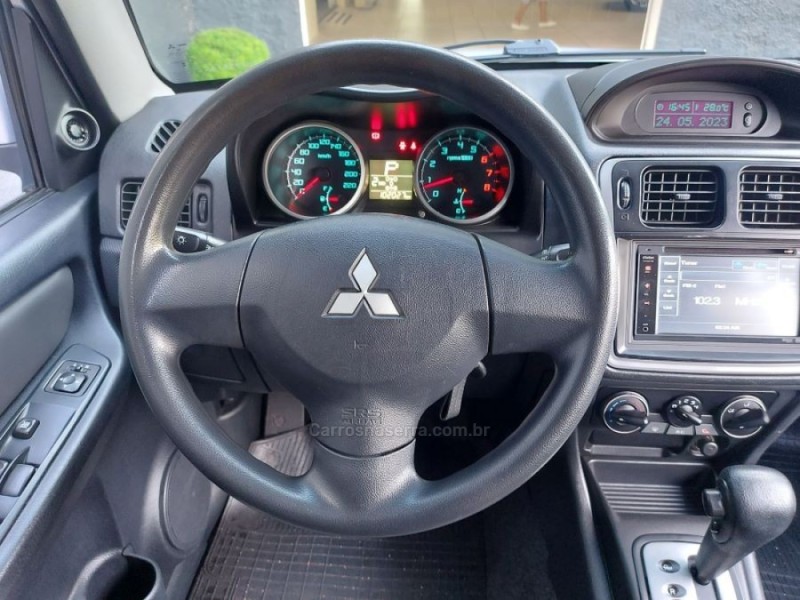 PAJERO TR4 2.0 4X4 16V 140CV FLEX 4P AUTOMÁTICO - 2013 - NOVO HAMBURGO