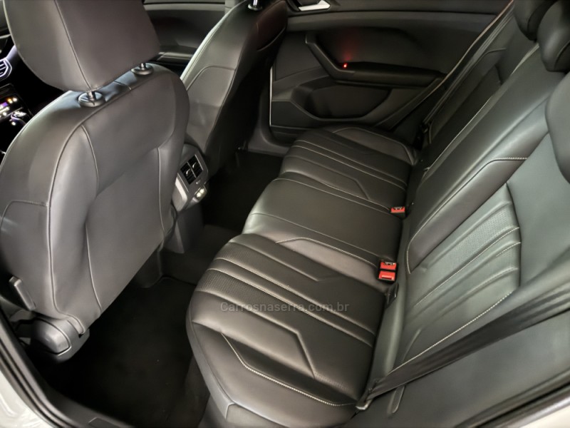 T-CROSS 1.4 HIGHLINE TSI 16V FLEX 4P AUTOMÁTICO - 2025 - CAXIAS DO SUL