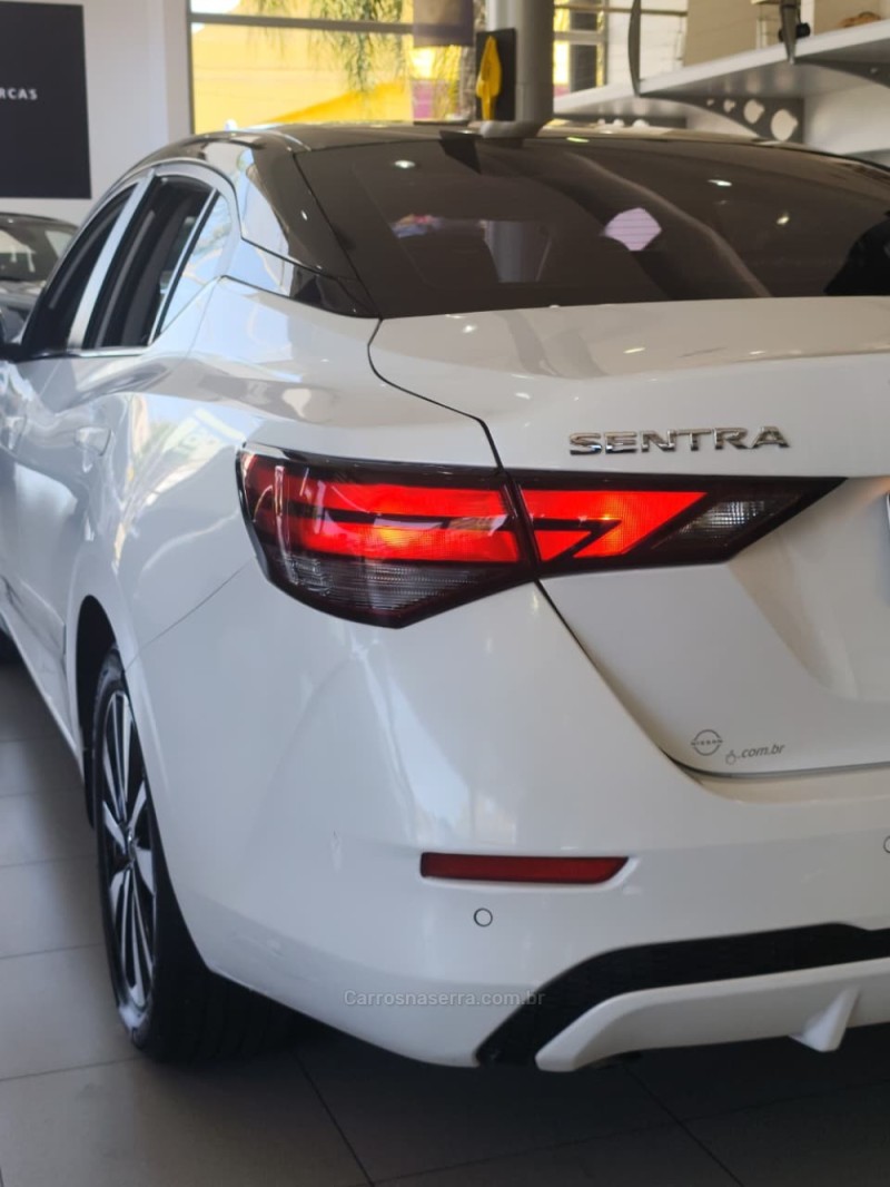 SENTRA 2.0 EXCLUSIVE 16V GASOLINA 4P AUTOMÁTICO - 2023 - NOVO HAMBURGO