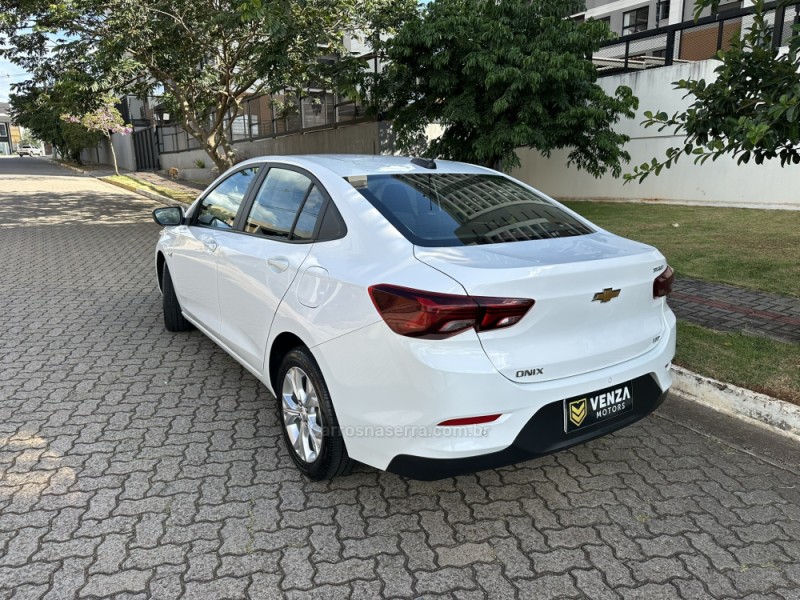 ONIX 1.0	LTZ PLUS 12V TURBO FLEX 4P AUTOMÁTICO - 2024 - PASSO FUNDO