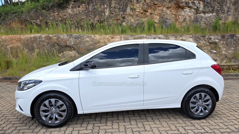 ONIX 1.0 JOY BLACK 8V FLEX 4P MANUAL - 2021 - SãO MARCOS