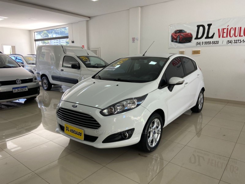 fiesta 1.6 se hatch 16v flex 4p automatico 2016 nova bassano