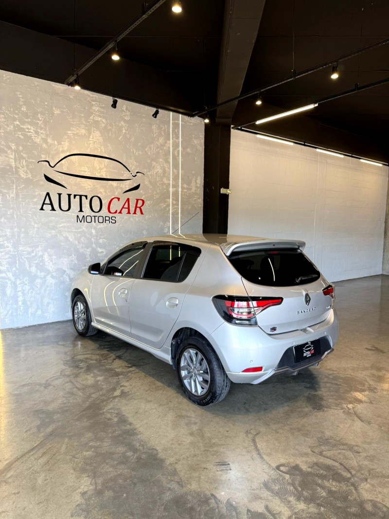 SANDERO 1.0 12V GT LINE LIMITED FLEX 4P MANUAL - 2022 - CAXIAS DO SUL