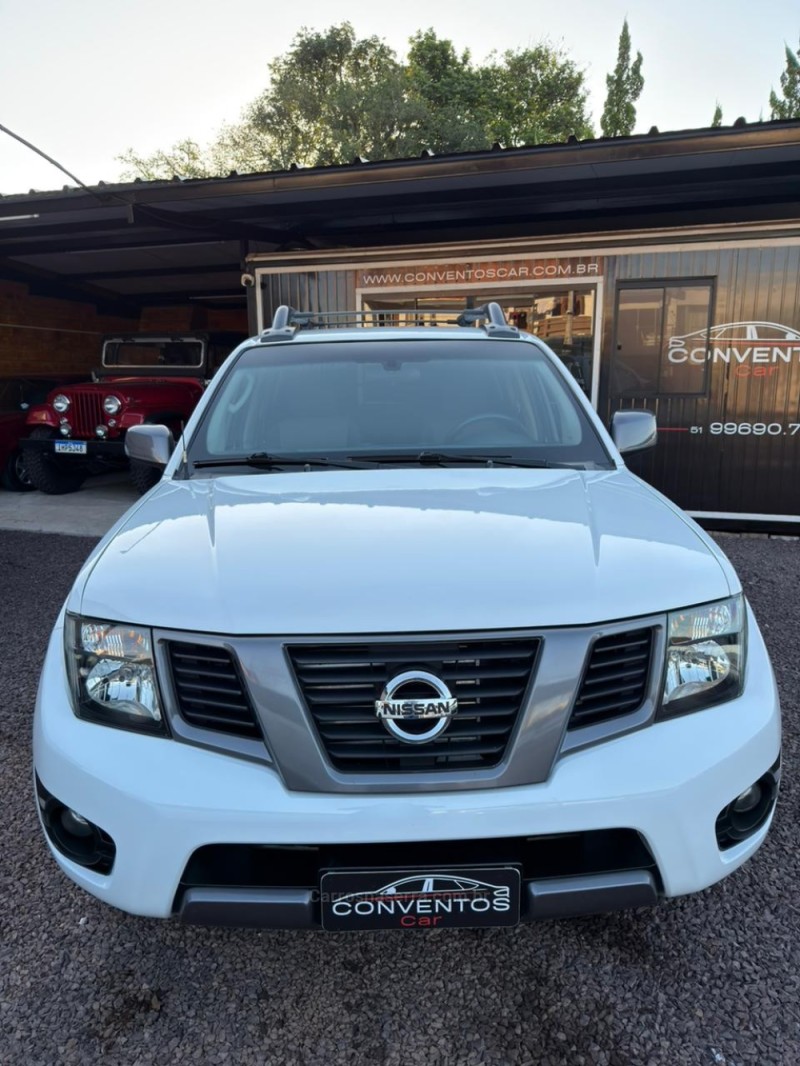 FRONTIER 2.5 SV ATTACK 4X4 CD TURBO ELETRONIC DIESEL 4P MANUAL - 2014 - LAJEADO