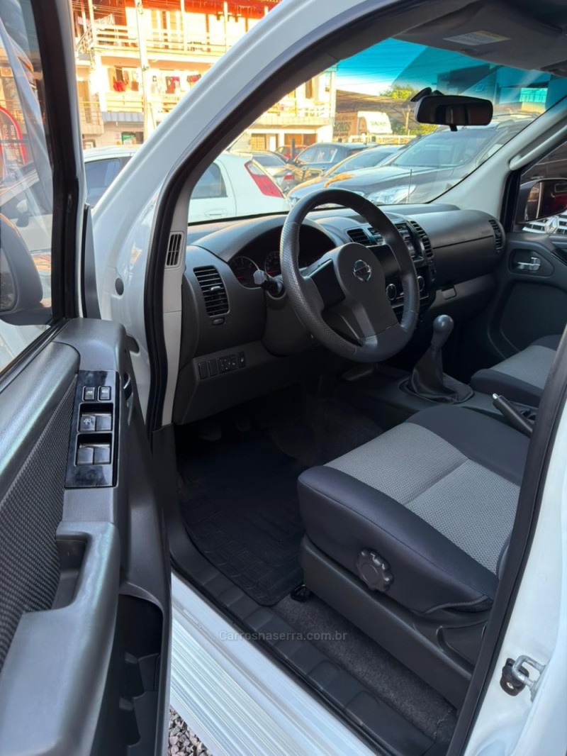 FRONTIER 2.5 SV ATTACK 4X4 CD TURBO ELETRONIC DIESEL 4P MANUAL - 2014 - LAJEADO