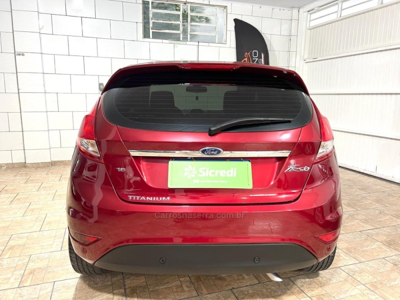 FIESTA 1.6 TITANIUM HATCH 16V FLEX 4P MANUAL - 2014 - BENTO GONçALVES