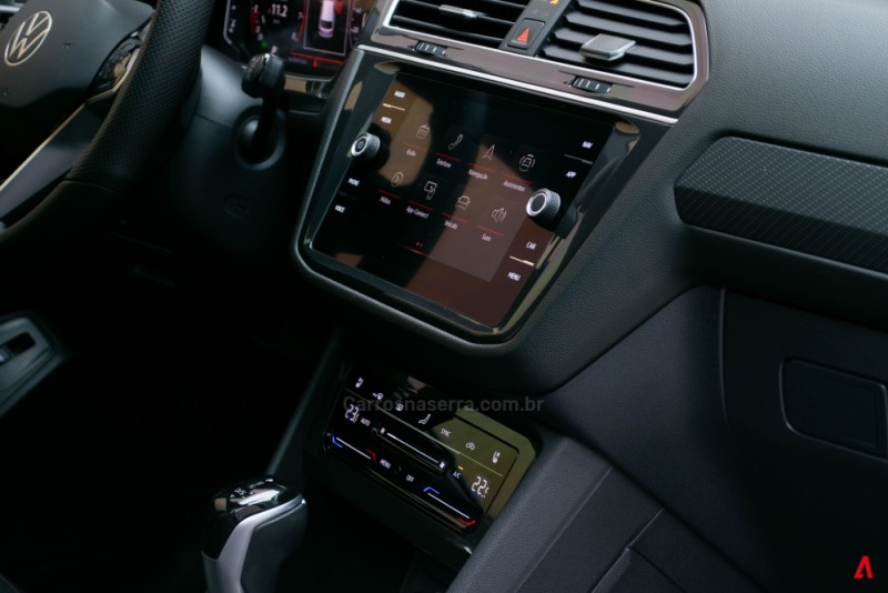TIGUAN 2.0 ALLSPACE R-LINE 300 TSI GASOLINA 4P AUTOMÁTICO - 2024 - GARIBALDI