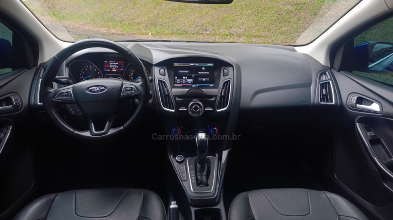 FOCUS 2.0 TITANIUM PLUS 16V FLEX 4P AUTOMÁTICO - 2016 - CAXIAS DO SUL