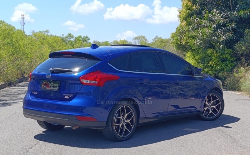 FOCUS 2.0 TITANIUM PLUS 16V FLEX 4P AUTOMÁTICO - 2016 - CAXIAS DO SUL