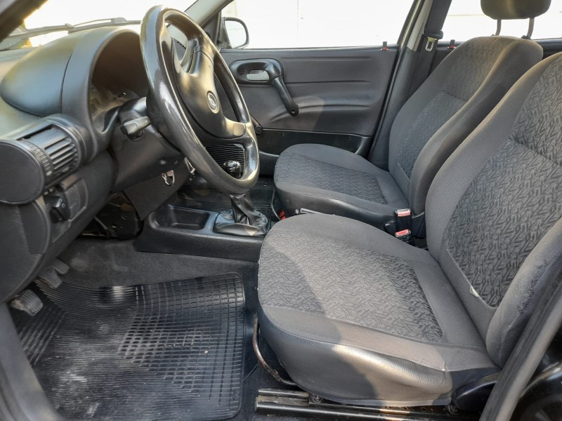 CORSA 1.0 MPFI CLASSIC SEDAN LIFE 8V FLEX 4P MANUAL - 2008 - FARROUPILHA