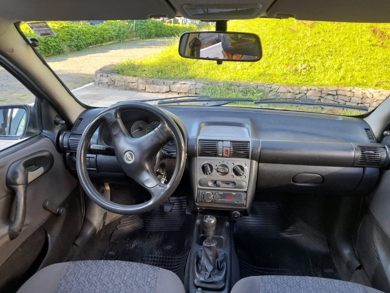 CORSA 1.0 MPFI CLASSIC SEDAN LIFE 8V FLEX 4P MANUAL - 2008 - FARROUPILHA