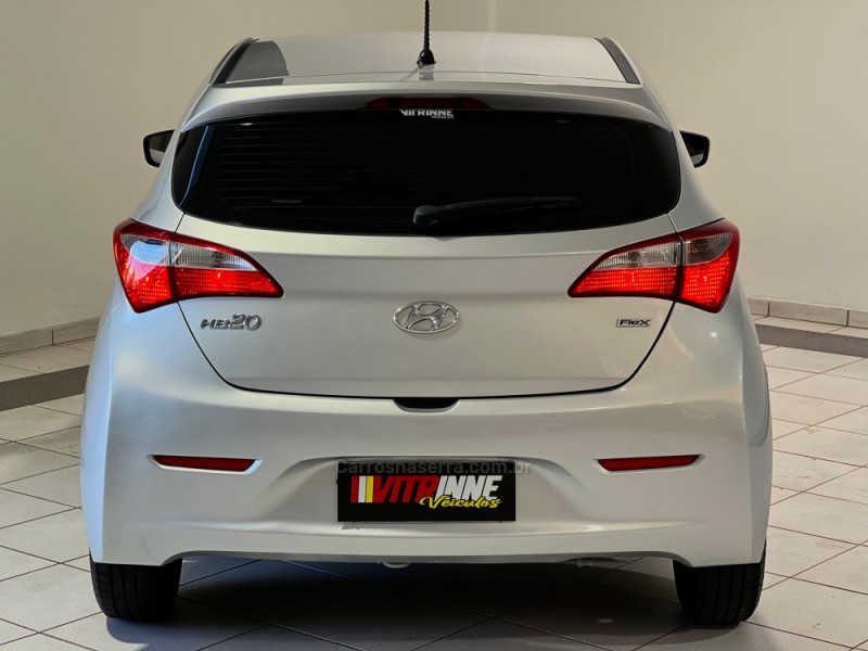 HB20 1.0 COMFORT 12V FLEX 4P MANUAL - 2015 - CAXIAS DO SUL