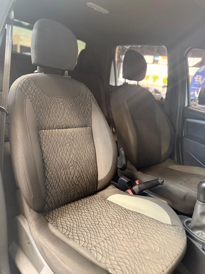 OROCH 1.6 16V EXPRESSION FLEX 4P MANUAL - 2017 - CAXIAS DO SUL