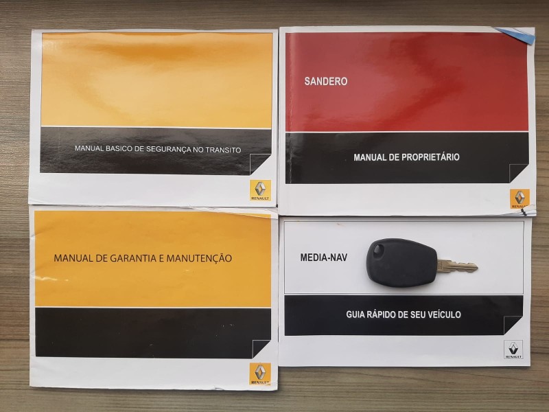 SANDERO 1.6 DYNAMIQUE 8V FLEX 4P MANUAL - 2015 - CAXIAS DO SUL