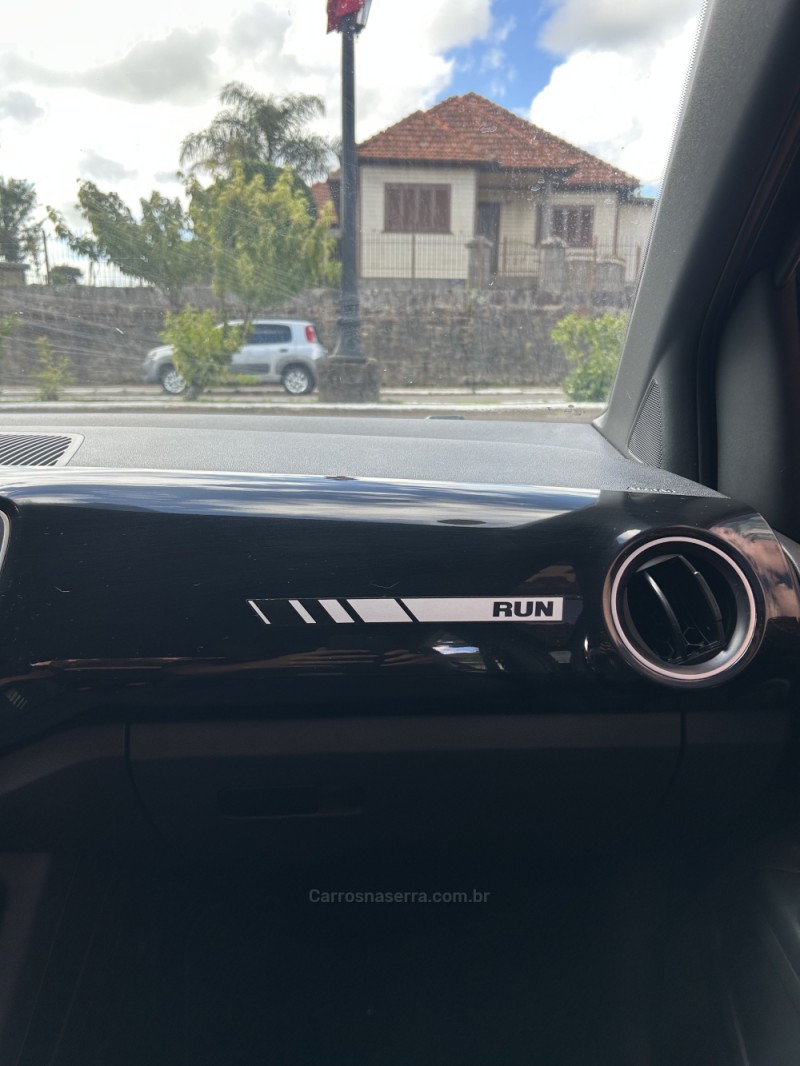 UP 1.0 MPI RUN UP 12V FLEX 4P MANUAL - 2017 - CAMBARá DO SUL