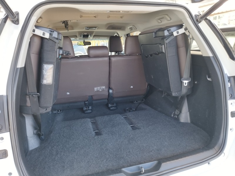 HILUX SW4 2.8 SRX 4X4 7 LUGARES 16V TURBO INTERCOOLER DIESEL 4P AUTOMÁTICO - 2017 - VERANóPOLIS