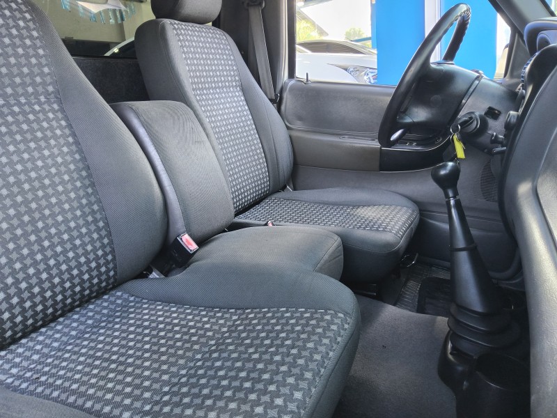 RANGER 2.3 XLS 4X2 CS 16V GASOLINA 2P MANUAL - 2005 - SãO SEBASTIãO DO CAí