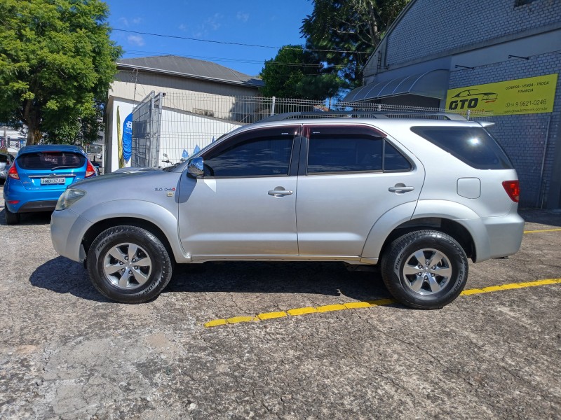 HILUX SW4 3.0 SRV 4X4 CD 16V TURBO INTERCOOLER DIESEL 4P AUTOMÁTICO - 2007 - FARROUPILHA