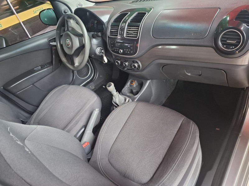 GRAND SIENA 1.4 MPI ATTRACTIVE 8V FLEX 4P MANUAL - 2015 - DOIS IRMãOS