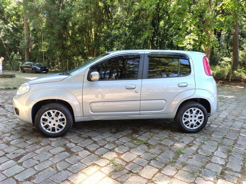 UNO 1.0 VIVACE 8V FLEX 4P MANUAL - 2013 - CAXIAS DO SUL