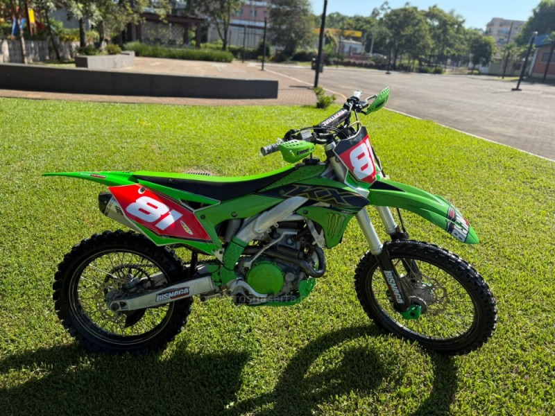KX 450F  - 2018 - BROCHIER