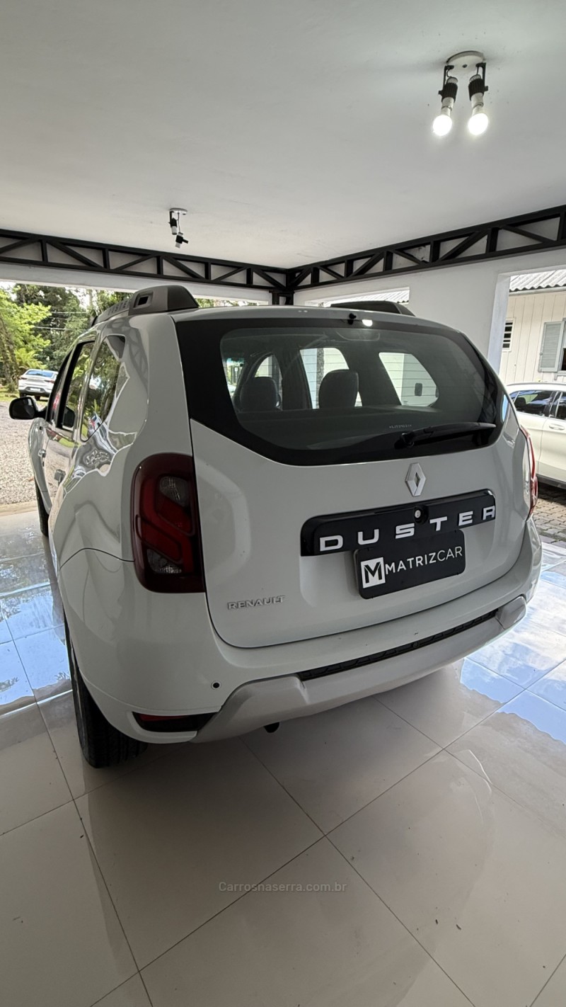 DUSTER 1.6 4X2 16V FLEX 4P MANUAL - 2016 - CANELA