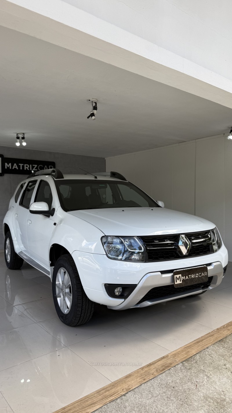 DUSTER 1.6 4X2 16V FLEX 4P MANUAL - 2016 - CANELA