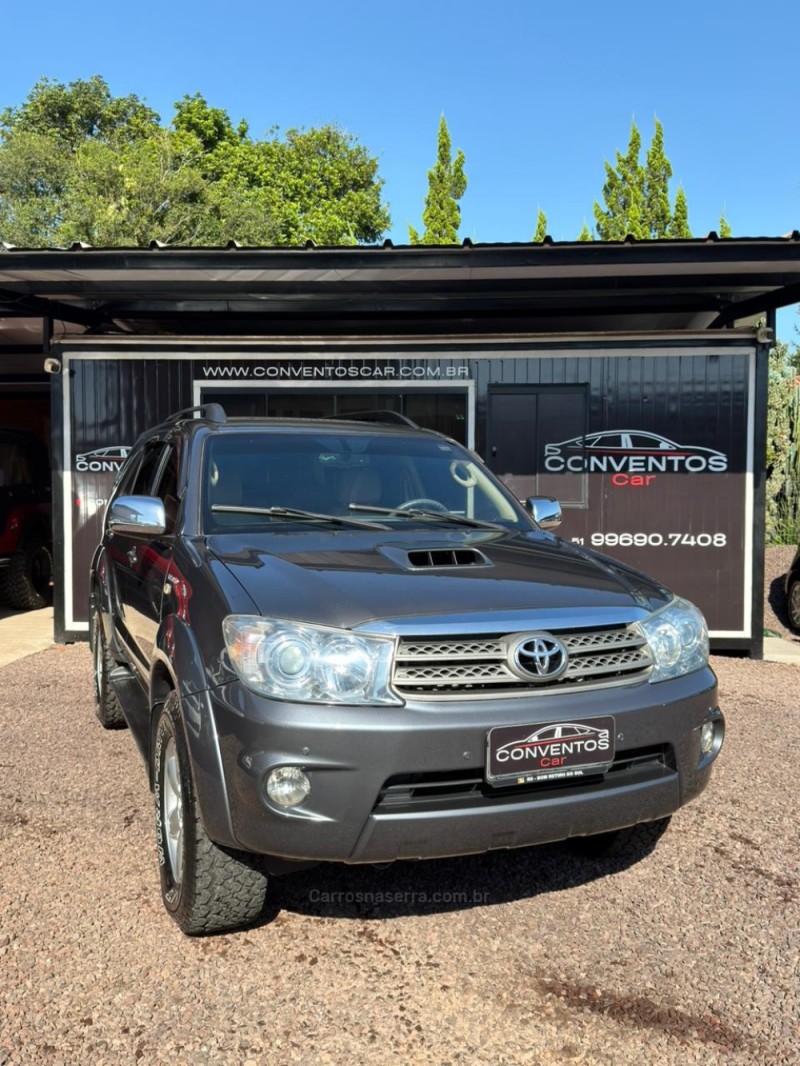 HILUX SW4 3.0 SRV 4X4 16V TURBO INTERCOOLER DIESEL 4P AUTOMÁTICO