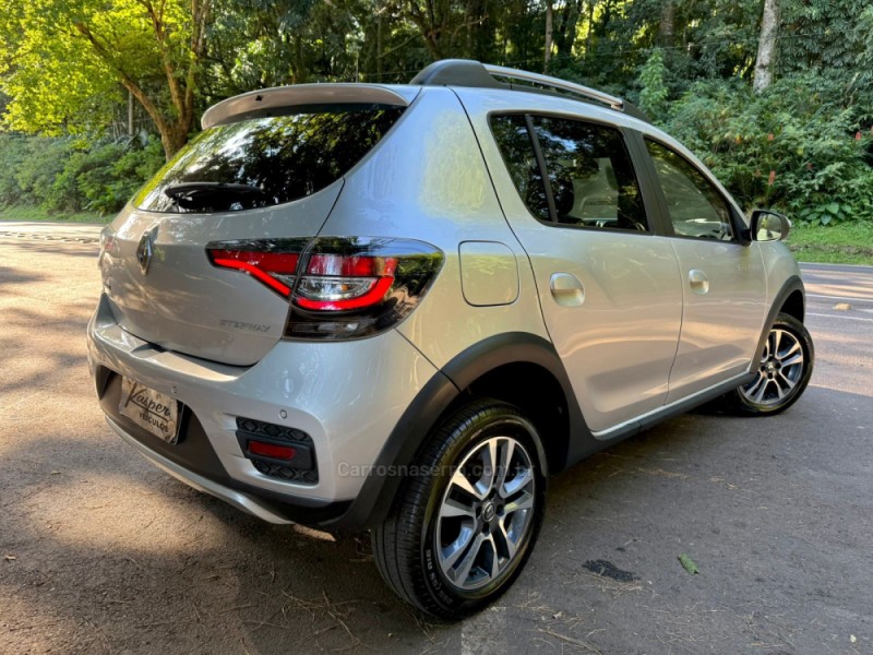 SANDERO 1.6 STEPWAY ICONIC X-TRONIC 16V FLEX 4P AUTOMÁTICO - 2020 - DOIS IRMãOS