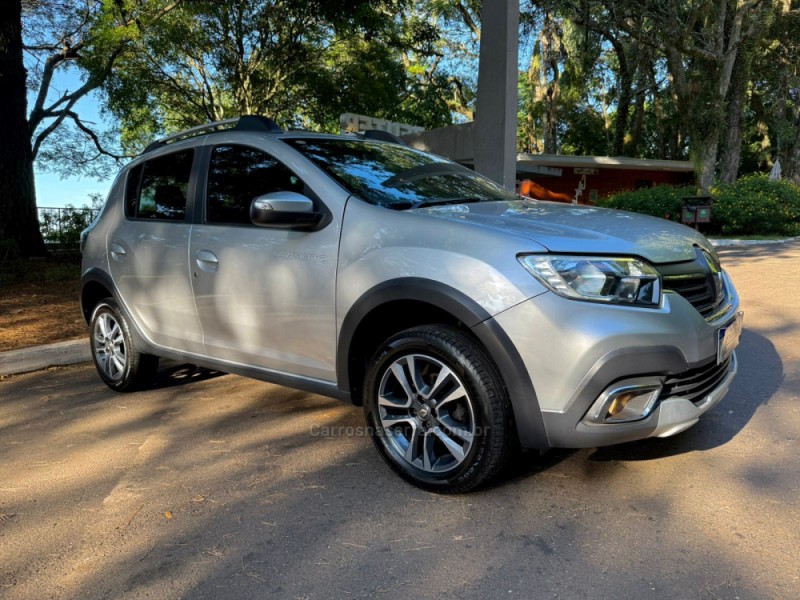 SANDERO 1.6 STEPWAY ICONIC X-TRONIC 16V FLEX 4P AUTOMÁTICO - 2020 - DOIS IRMãOS