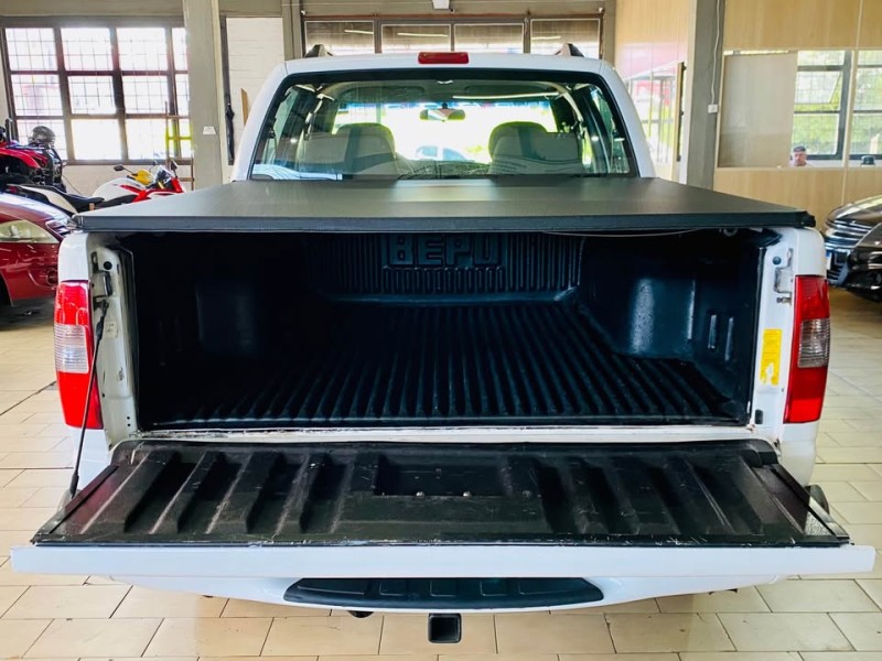 S10 2.8 COLINA 4X4 CD 12V TURBO INTERCOOLER DIESEL 4P MANUAL - 2006 - CAXIAS DO SUL