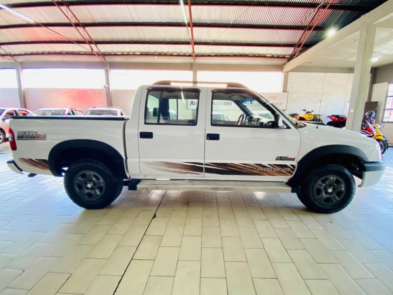 S10 2.8 COLINA 4X4 CD 12V TURBO INTERCOOLER DIESEL 4P MANUAL - 2006 - CAXIAS DO SUL