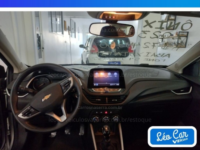 ONIX 1.0 LT 12V FLEX 4P MANUAL - 2023 - VACARIA