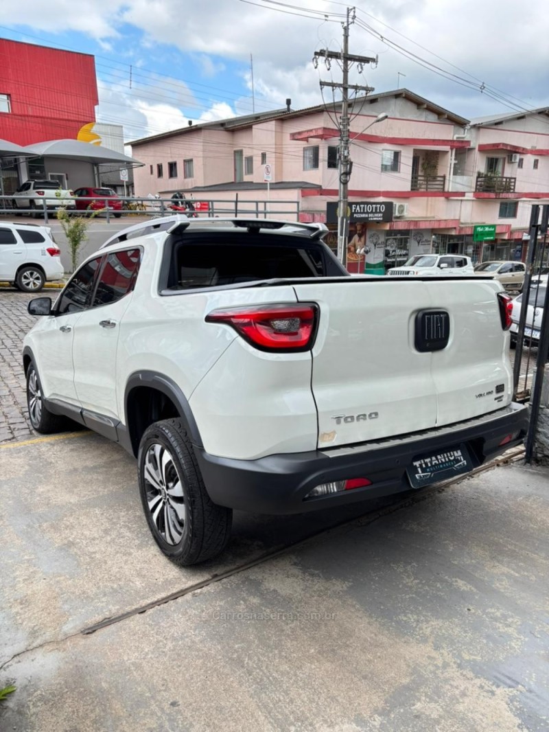 TORO 2.0 16V TURBO DIESEL VOLCANO AT9 4X4 AUTOMÁTICO - 2025 - SãO FRANCISCO DE PAULA