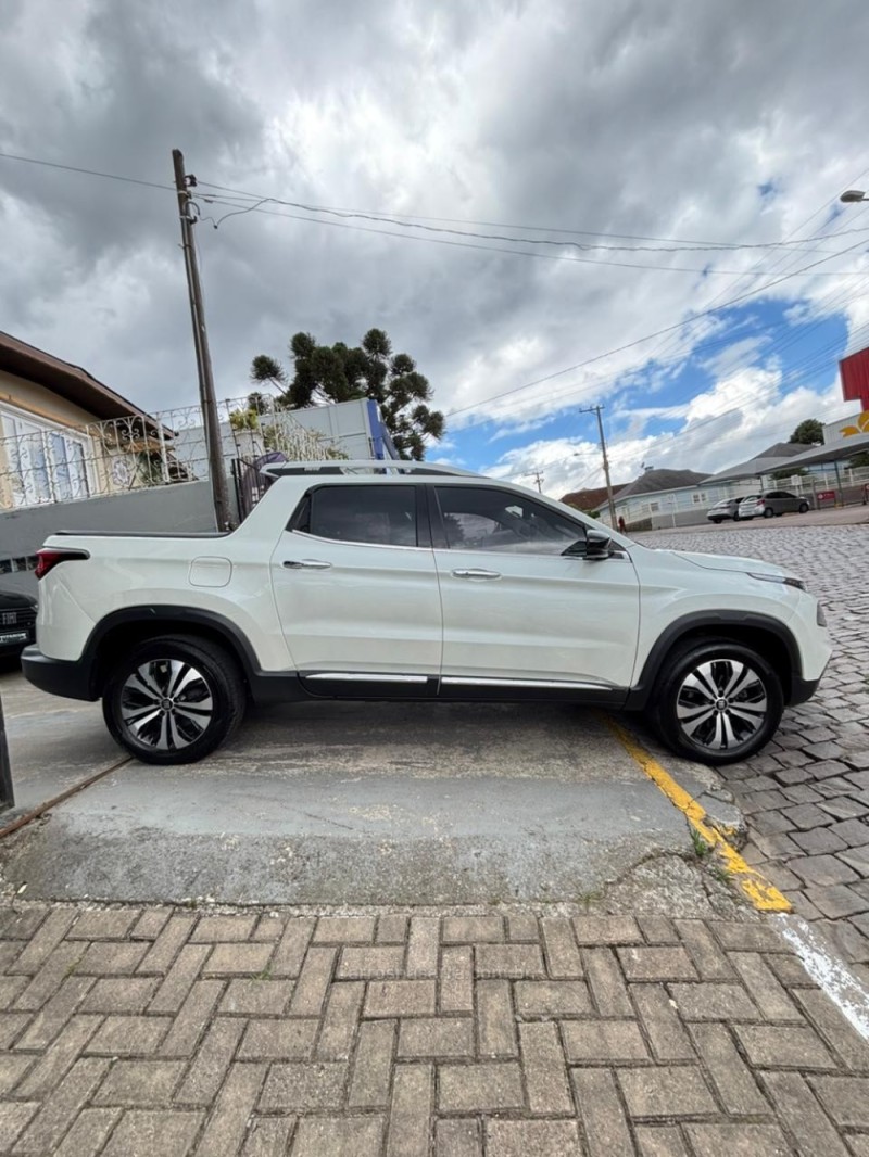 TORO 2.0 16V TURBO DIESEL VOLCANO AT9 4X4 AUTOMÁTICO - 2025 - SãO FRANCISCO DE PAULA