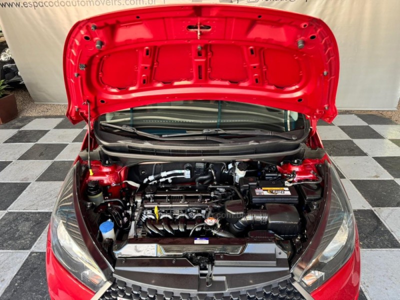 HB20 1.6 R SPEC 16V FLEX 4P MANUAL - 2016 - NOVA PRATA