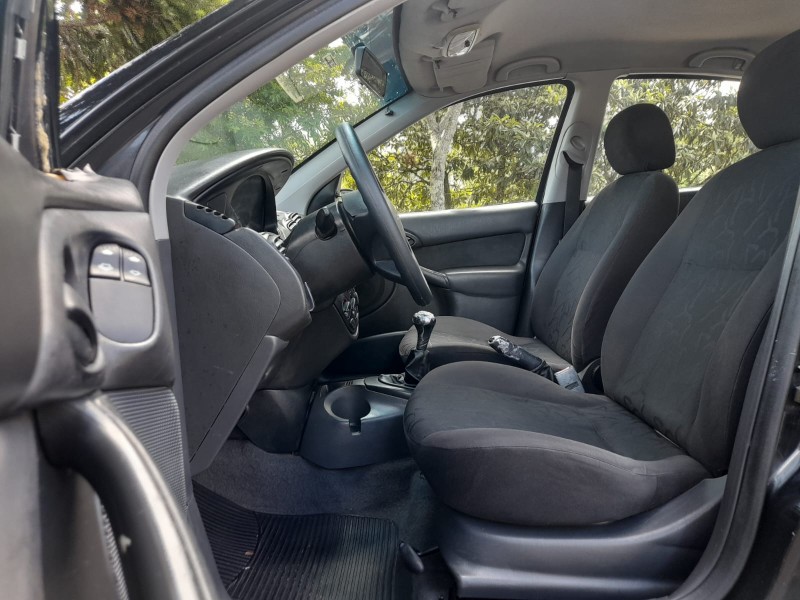 FOCUS 1.6 GL 8V FLEX 4P MANUAL - 2008 - FARROUPILHA