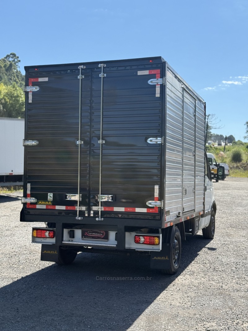 MASTER 2.5 DCI CHASSI CABINE L2H1 16V DIESEL 2P MANUAL - 2013 - FARROUPILHA