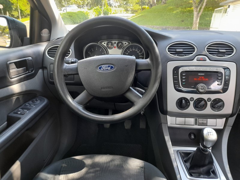 FOCUS 2.0 GLX SEDAN 16V FLEX 4P MANUAL - 2009 - FARROUPILHA