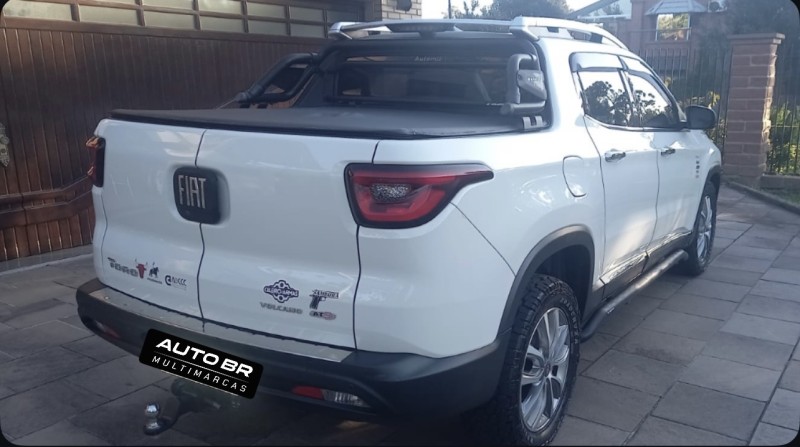 TORO 2.0 16V TURBO DIESEL VOLCANO AT9 4X4 AUTOMÁTICO - 2019 - CAXIAS DO SUL