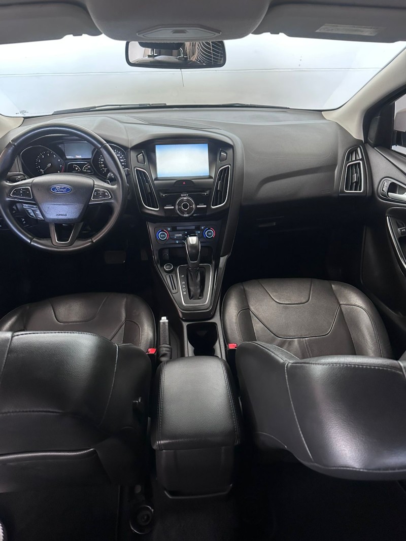 FOCUS 2.0 TITANIUM 16V FLEX 4P AUTOMÁTICO - 2016 - FARROUPILHA