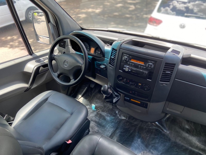 SPRINTER 2.2 515 CDI VAN 18 LUGARES TETO ALTO 16V BI-TURBO DIESEL MANUAL - 2014 - ESTâNCIA VELHA