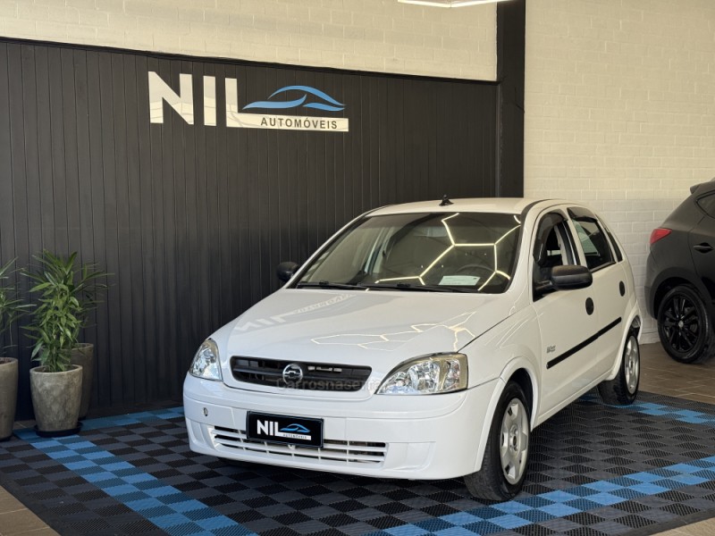 CORSA 1.0 MPFI MAXX 8V GASOLINA 4P MANUAL - 2005 - CAXIAS DO SUL